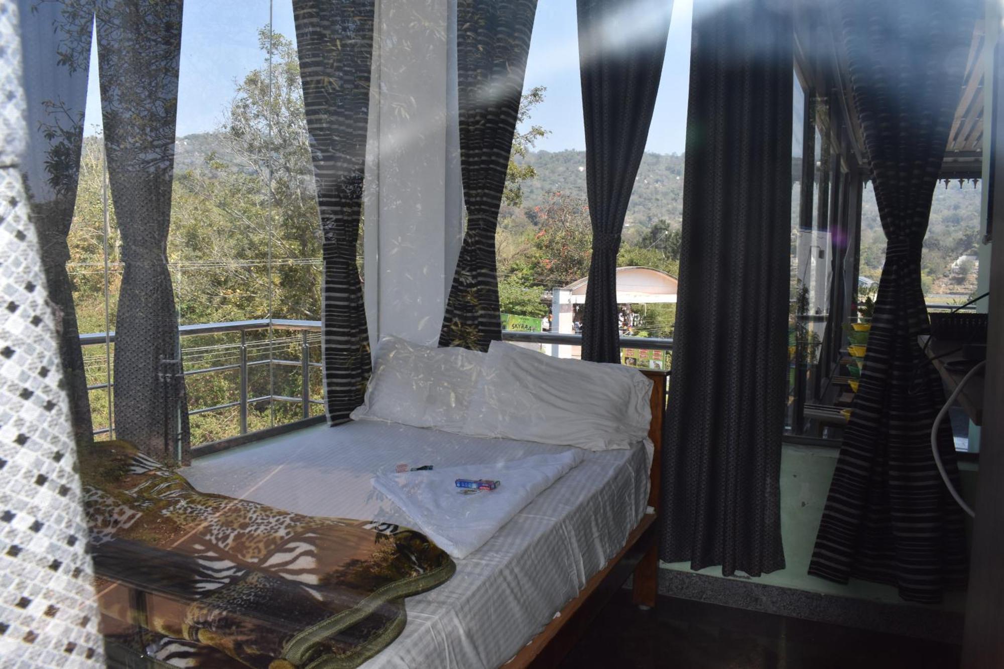 Yelagiri Goldhill Resort Екстер'єр фото