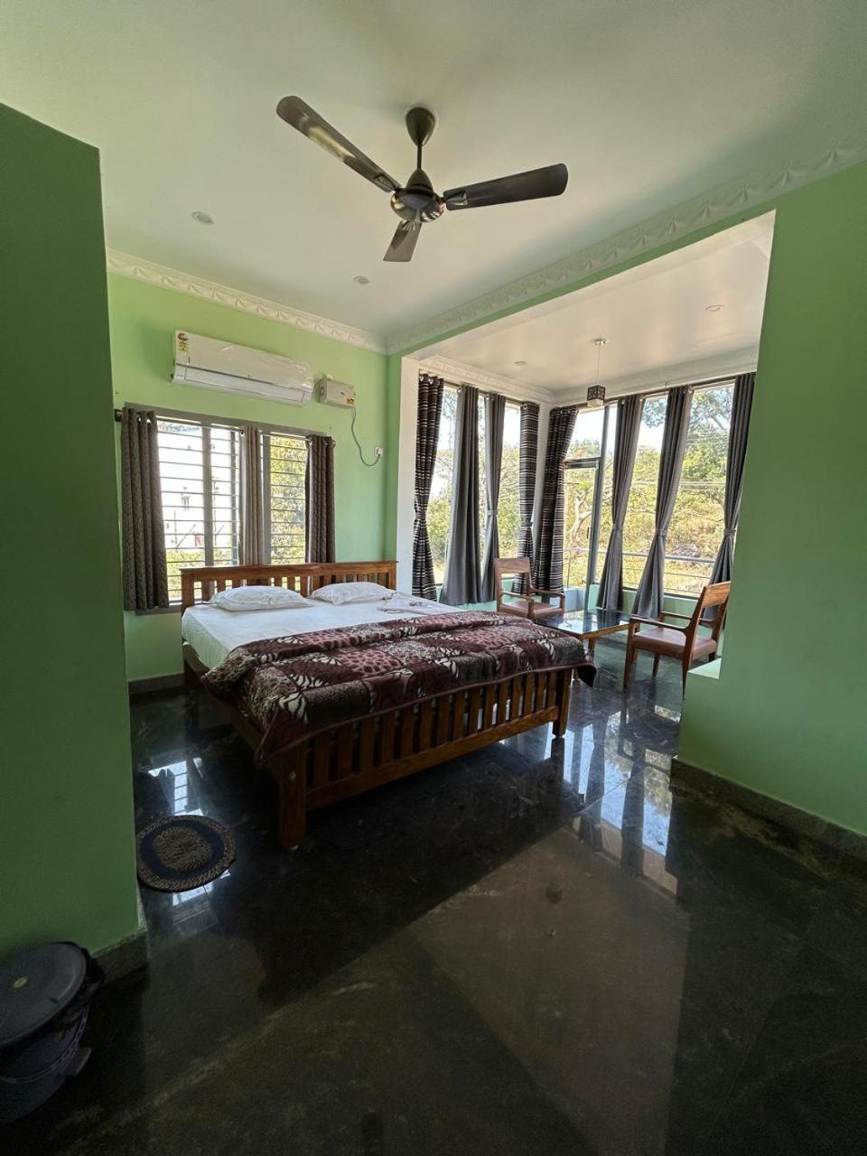 Yelagiri Goldhill Resort Екстер'єр фото